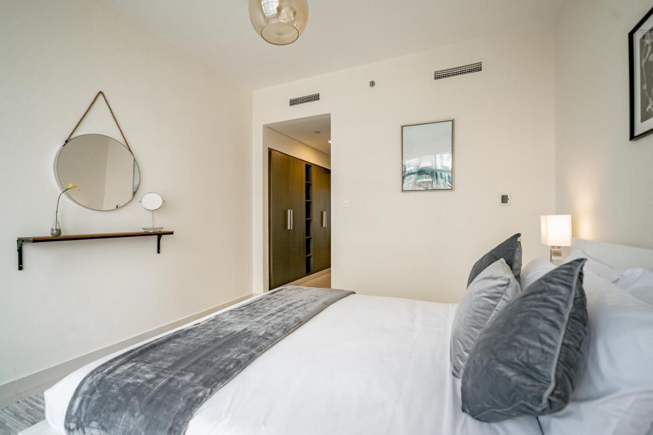 Higuests - Designer Apt With Panoramic View Near Burj Khalifa Apartamento Dubai Exterior foto