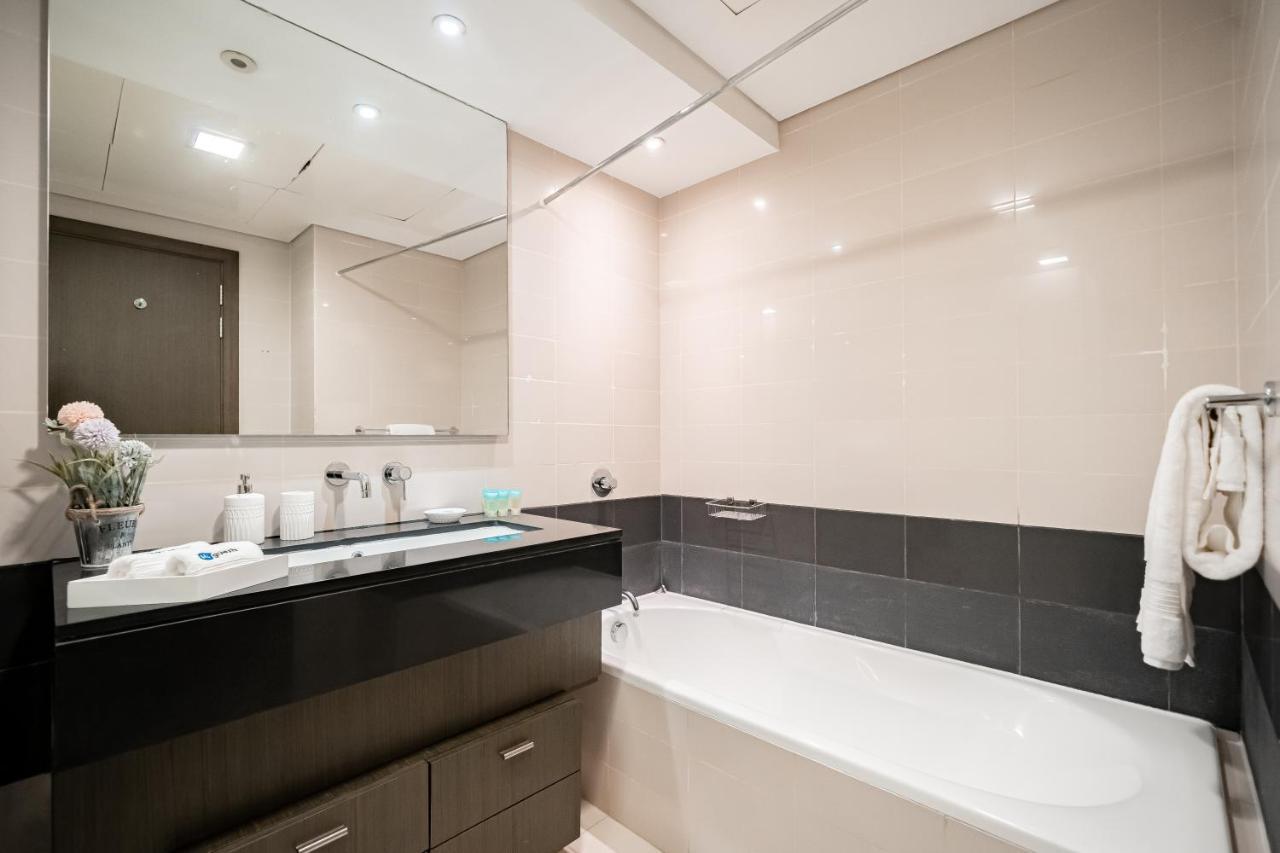 Higuests - Designer Apt With Panoramic View Near Burj Khalifa Apartamento Dubai Exterior foto